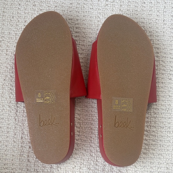 beek Women's Bold Red Sandals - Picture 3 of 3